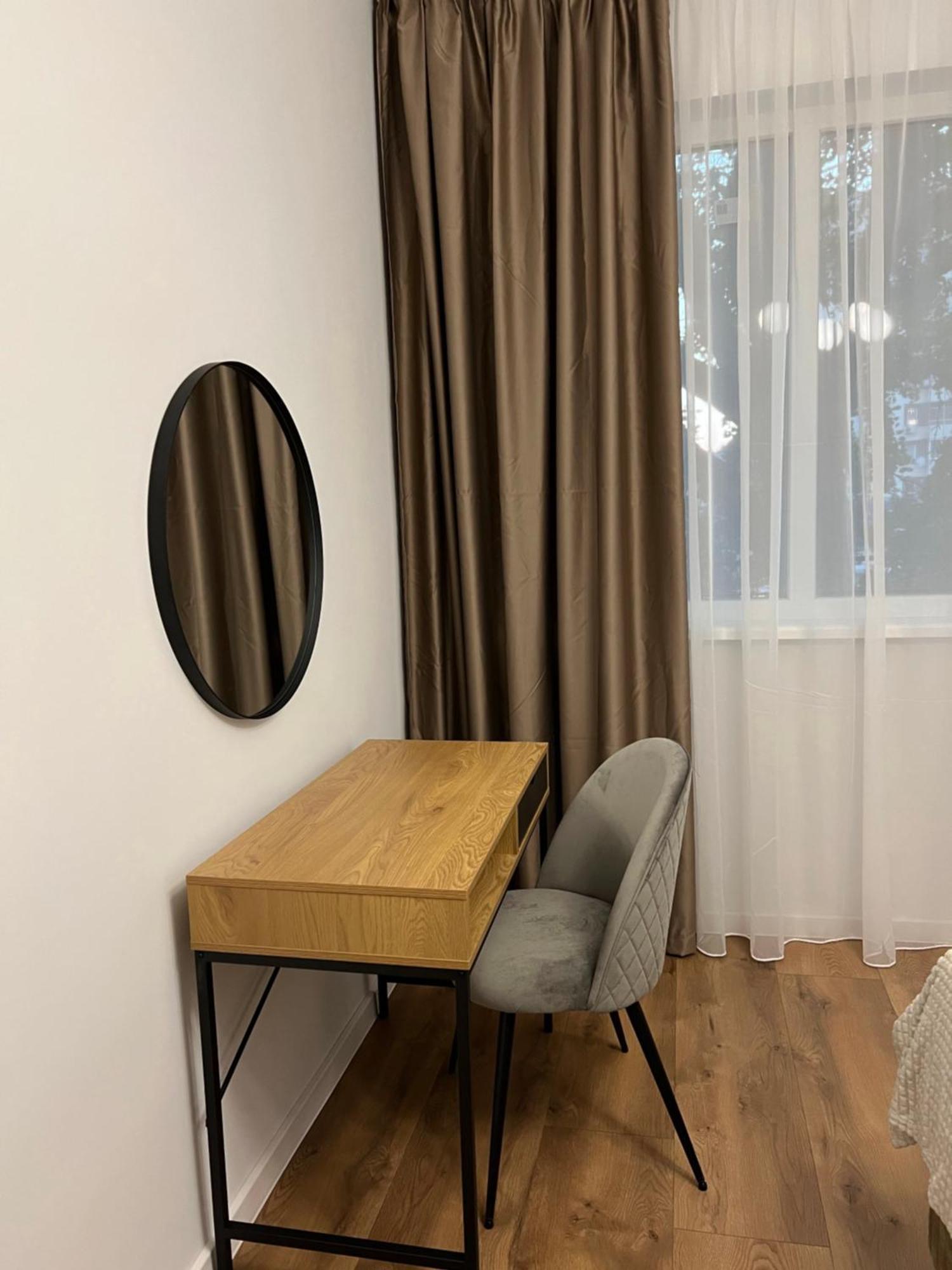 Vanquish Central Apartment Varna Exterior foto