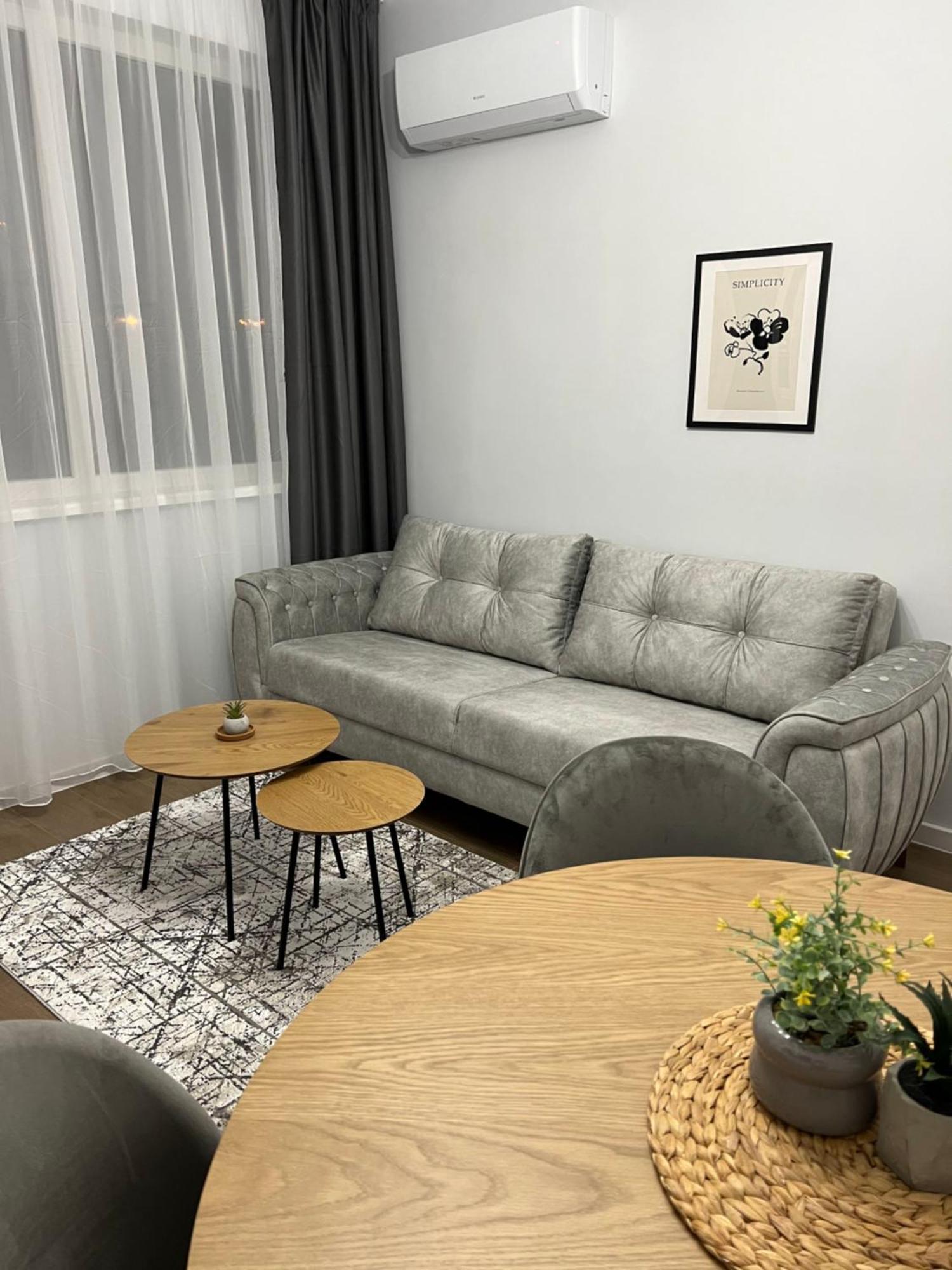 Vanquish Central Apartment Varna Exterior foto
