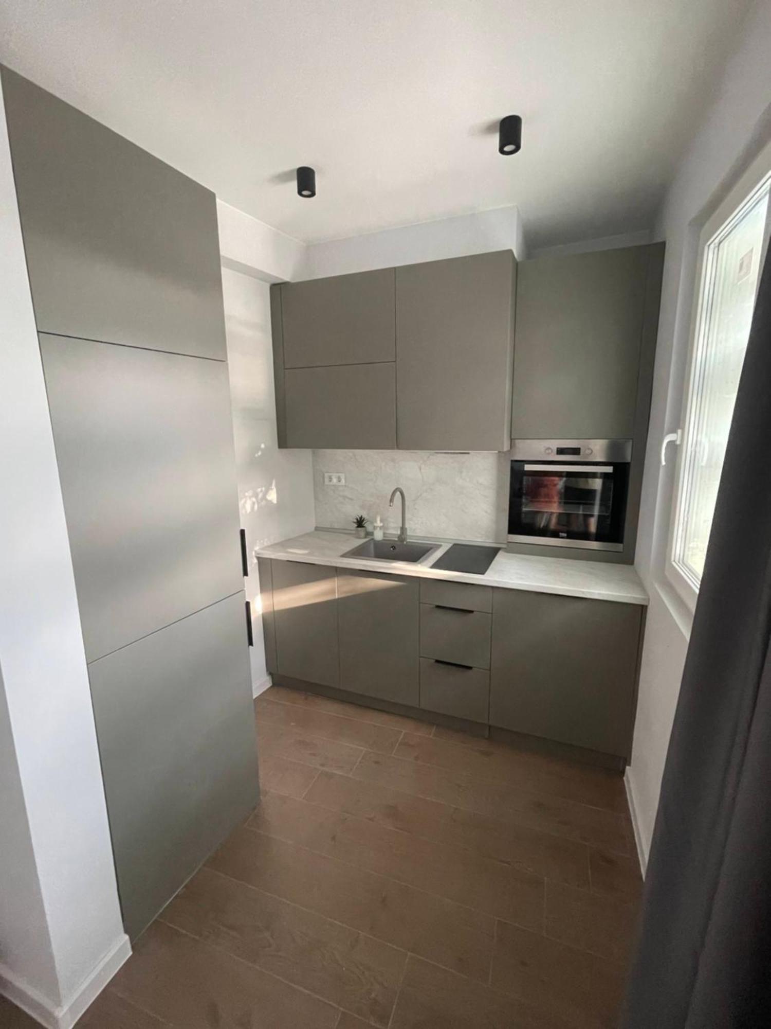 Vanquish Central Apartment Varna Exterior foto
