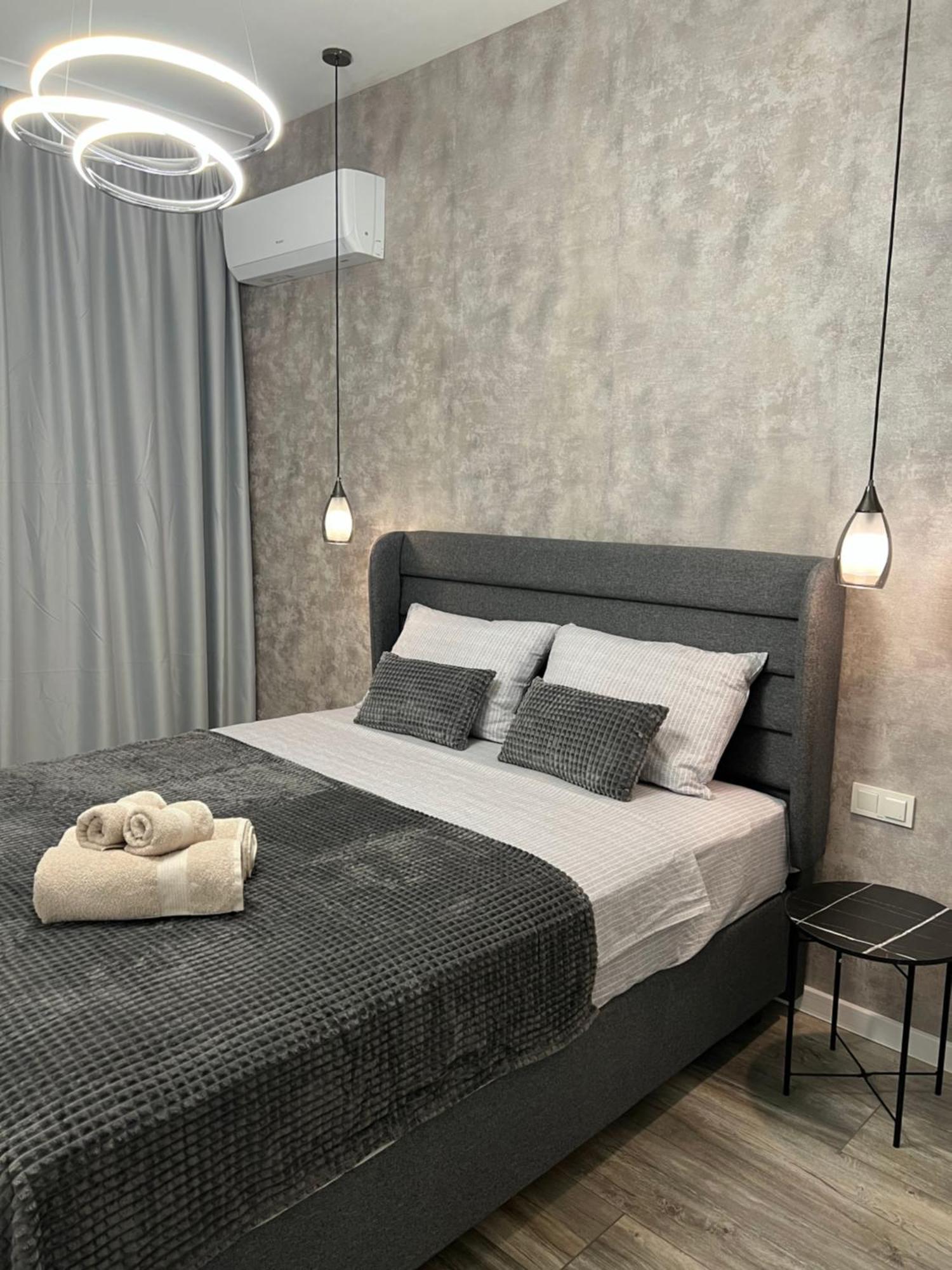 Vanquish Central Apartment Varna Exterior foto